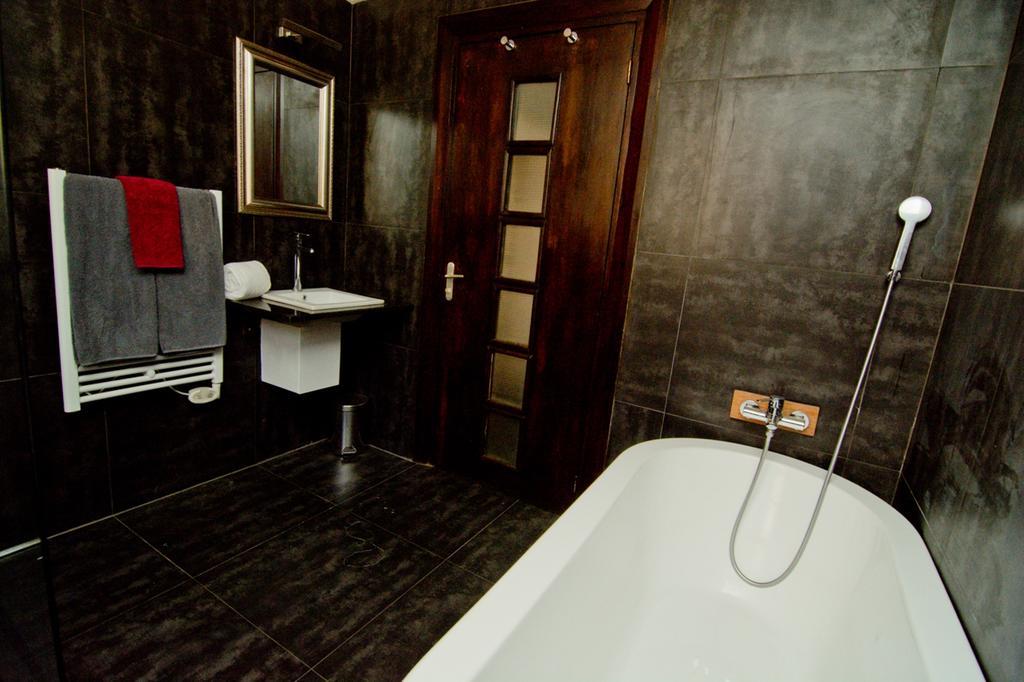 The Citizen Hotel Antananarivo Bilik gambar